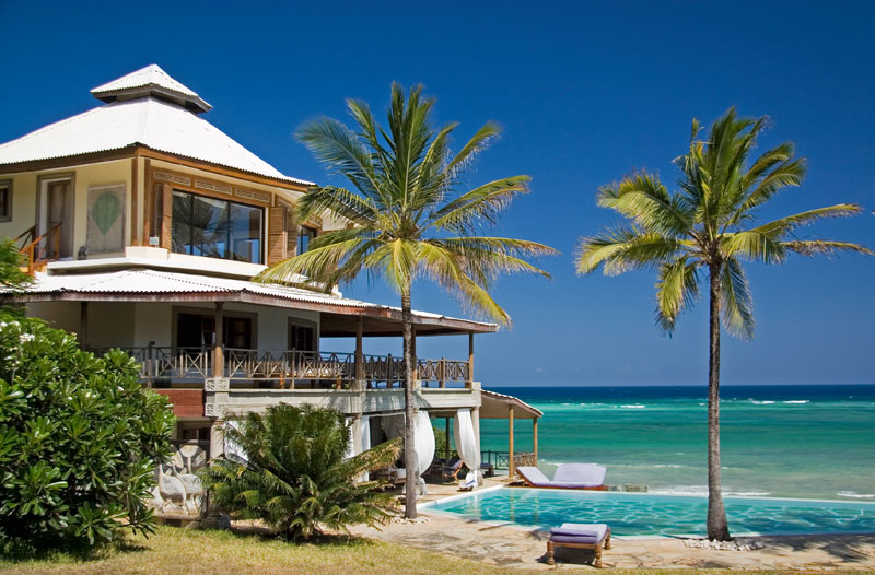 Beachfront Luxury Villa in Diani Beach, Kenya