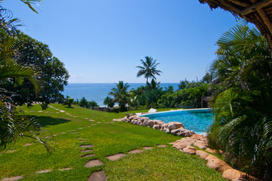 Beachfront Luxury Villa in Diani Beach, Kenya