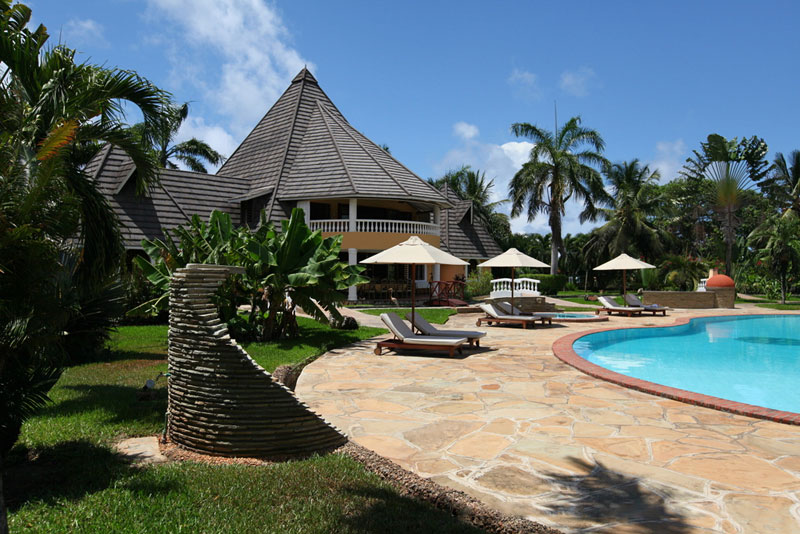 Large Villa in Diani Beach for big groups, Kenya