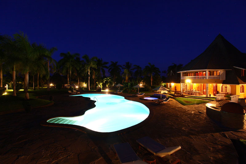 Large Villa in Diani Beach for big groups, Kenya